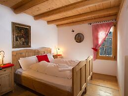 Dreamy Cottage in Bellamonte Italy with Hot Tub