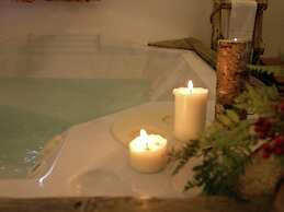 Dreamy Cottage in Bellamonte Italy with Hot Tub