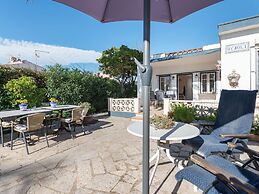 Detached House in Quiet Residential Area of Vinaròs near Beach