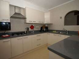 Belvilla by OYO Casa Smit