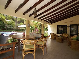 Belvilla by OYO Casa Smit