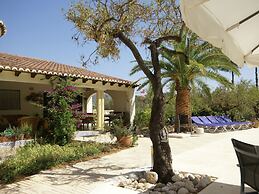 Belvilla by OYO Casa Smit