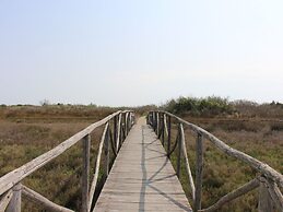 Sun Drenched Residence with Pool in Rosolina Mare