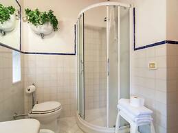 Holiday Home in Cortona With Pool