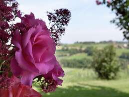 Holiday Home With Swimming Pool in Foiano Della Chiana