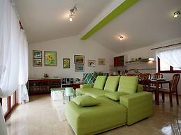Luxurious Apartment in Sajini Croatia