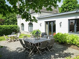 Charming Holiday Home Along the Meuse