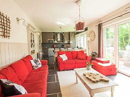 Charming Holiday Home Along the Meuse