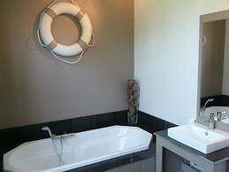 Charming Holiday Home Along the Meuse