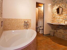 Belvilla by OYO Casa de Poi