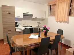 Charming Apartment in Banjole Near Sea