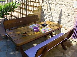 Belvilla by OYO Cozy Holiday Home With Garden