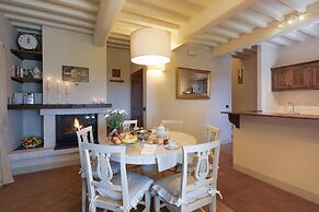 Belvilla by OYO Villa Ginestra