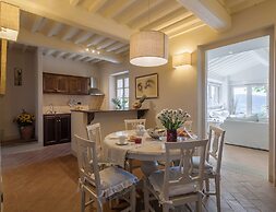 Belvilla by OYO Villa Ginestra