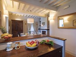 Belvilla by OYO Villa Ginestra