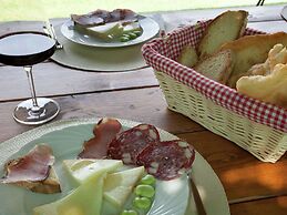 Holiday Home With Swimming Pool in Foiano Della Chiana