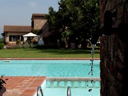 Holiday Home With Swimming Pool in Foiano Della Chiana