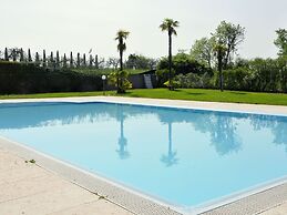 Holiday Home with Nicely Decorated Interior near Lake Garda