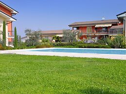 Holiday Home with Nicely Decorated Interior near Lake Garda