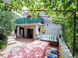 Relax & Explore in Dalmatia