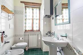 Apartment in Todi With Pool and Garden