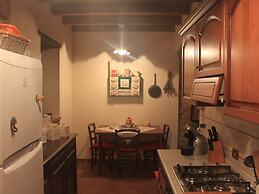 Magnificent old Country House With Garden and Private Pool, With Wifi