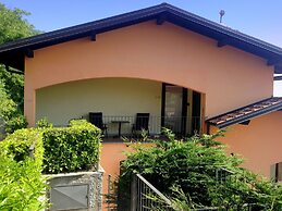 Belvilla by OYO Panoramic House in a Residence