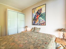 Belvilla by OYO Panoramic House in a Residence