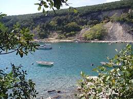 Vintage Holiday Home in Rakalj With Garden