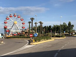Sun Drenched Seaside Holiday Home near Venice
