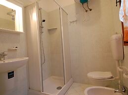 Sun Drenched Seaside Holiday Home near Venice