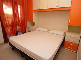 Sun Drenched Seaside Holiday Home near Venice