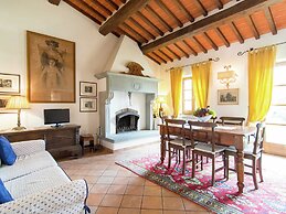 Holiday Home in Cortona With Pool