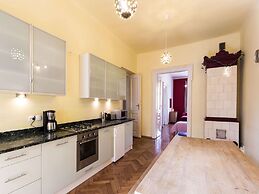 Airy and Sunny Apartment in the Centre of Krakow