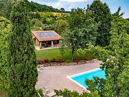 Cottage in Tuscany With Private Pool