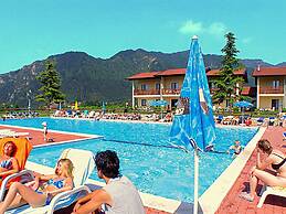 Holiday Home in Tremosine With Pool, Sauna, Garden, Terrace