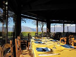 Surrounded by Greenery in an Idyllic Location