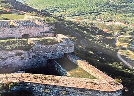 Spacious Stay in Historic Knin