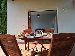 Belvilla by OYO Casa Gialla