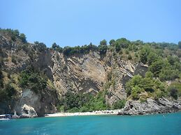 Belvilla by OYO Casa Gialla