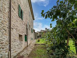 Dwelling in Renovated Barn near Birthplace of Michelangelo
