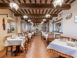 Dwelling in Renovated Barn near Birthplace of Michelangelo