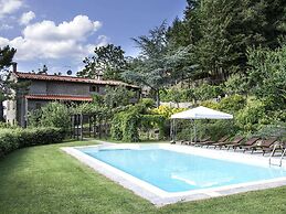 Nice Villa with Private Pool & Large Garden near Cortona