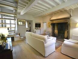 Nice Villa with Private Pool & Large Garden near Cortona