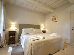 Nice Villa with Private Pool & Large Garden near Cortona