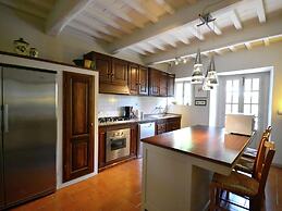 Nice Villa with Private Pool & Large Garden near Cortona