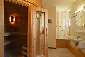 Liege Cottage With Sauna