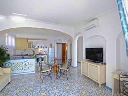 Apartment near Praia with Large Terrace & Spectacular Views