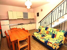 Belvilla by OYO Laura Due