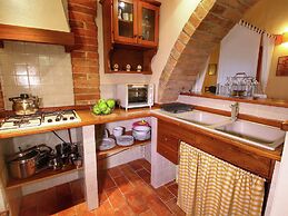 Farmhouse With Swimming Pool in Poggibonsi